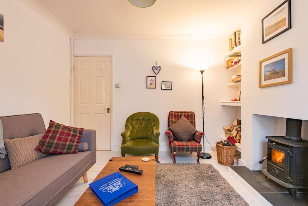 Honeysuckle Cottage وايتستابل المظهر الخارجي الصورة
